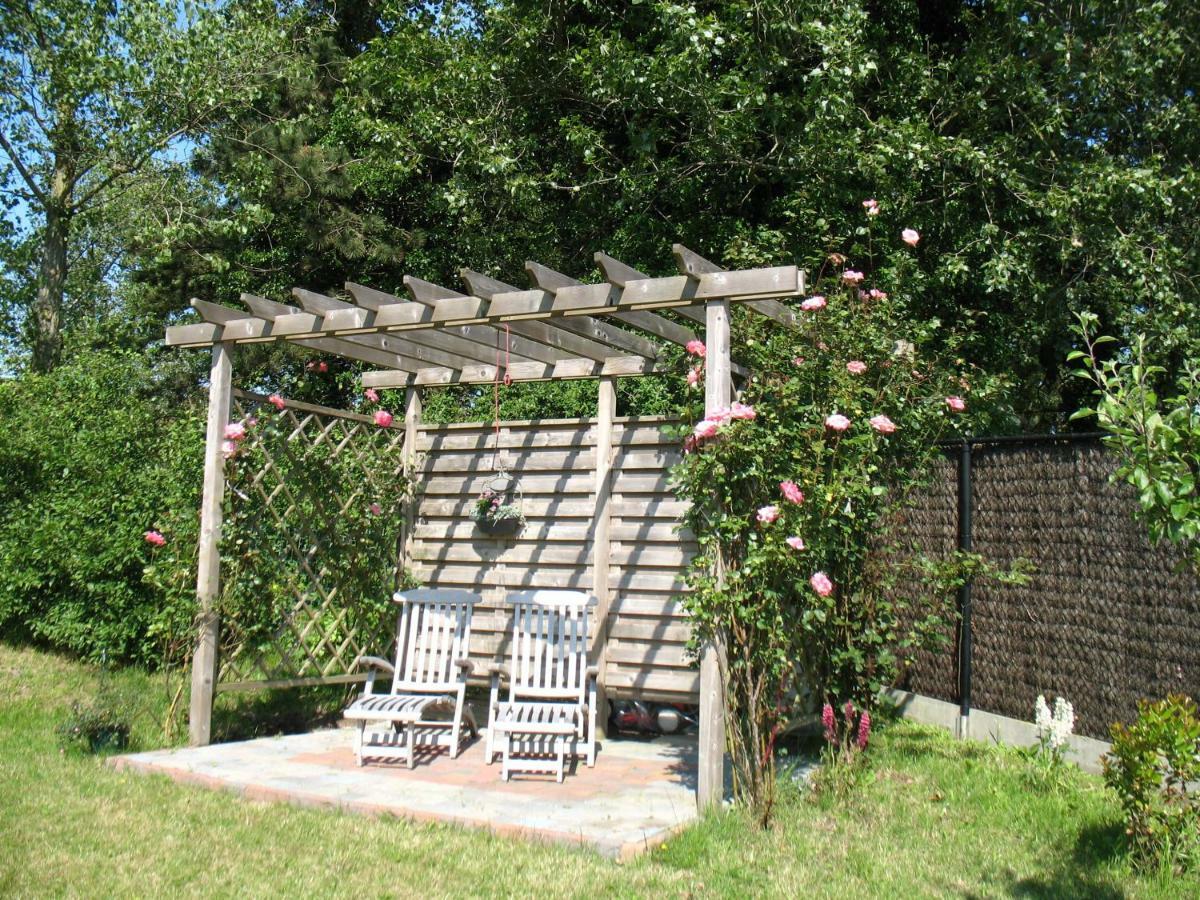 Bed and Breakfast B&Logies De Duinroos Koksijde Esterno foto
