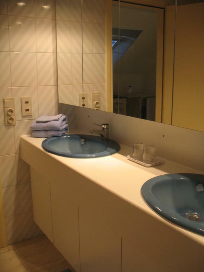Bed and Breakfast B&Logies De Duinroos Koksijde Esterno foto